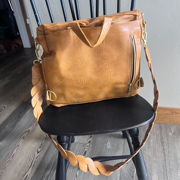 Fawn Design Diaper Bag *limited edition color Amber - Picture 2 of 4